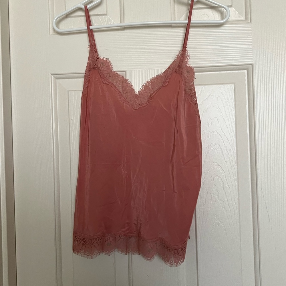 VS top